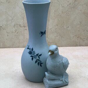 Beachcombers Intl '81 Vintage Bud Vase Seagull Floral Ft. Myers Florida Matte